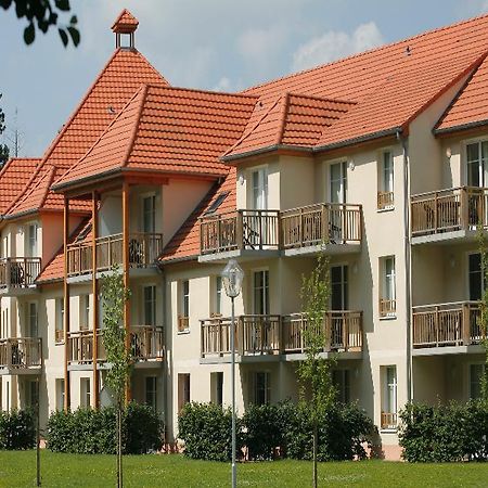 Residence Vtf Les Allees Du Green Levernois Ngoại thất bức ảnh