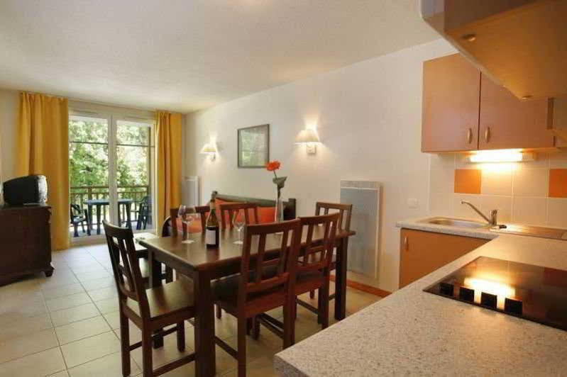 Residence Vtf Les Allees Du Green Levernois Ngoại thất bức ảnh